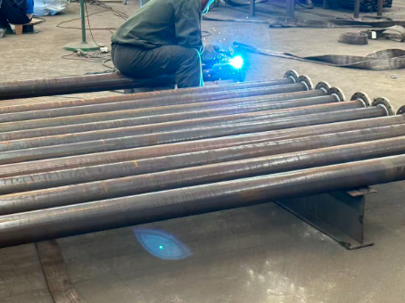 云南20#无缝注浆管加工108*6钢花管棚管